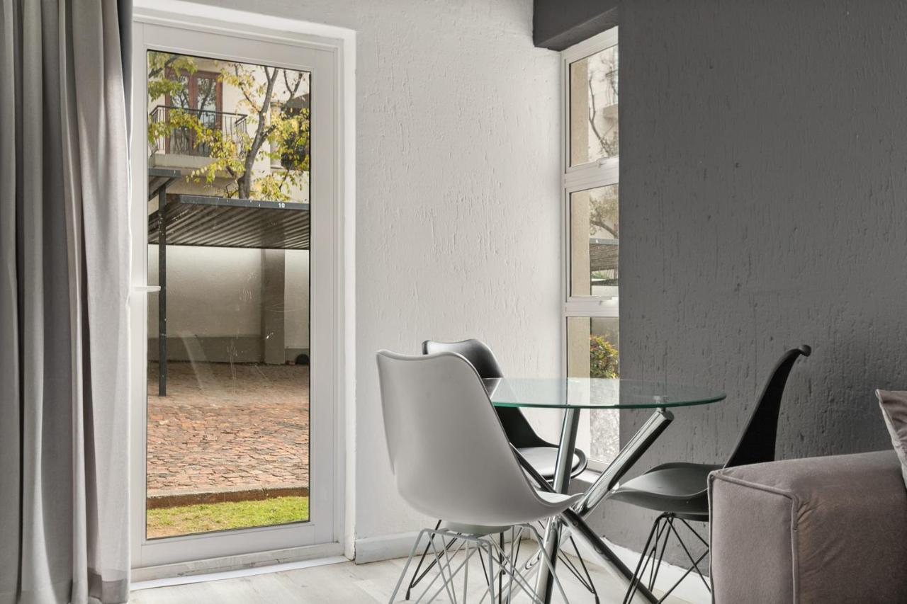 Apartmán Marley On Katherine Johannesburg Exteriér fotografie